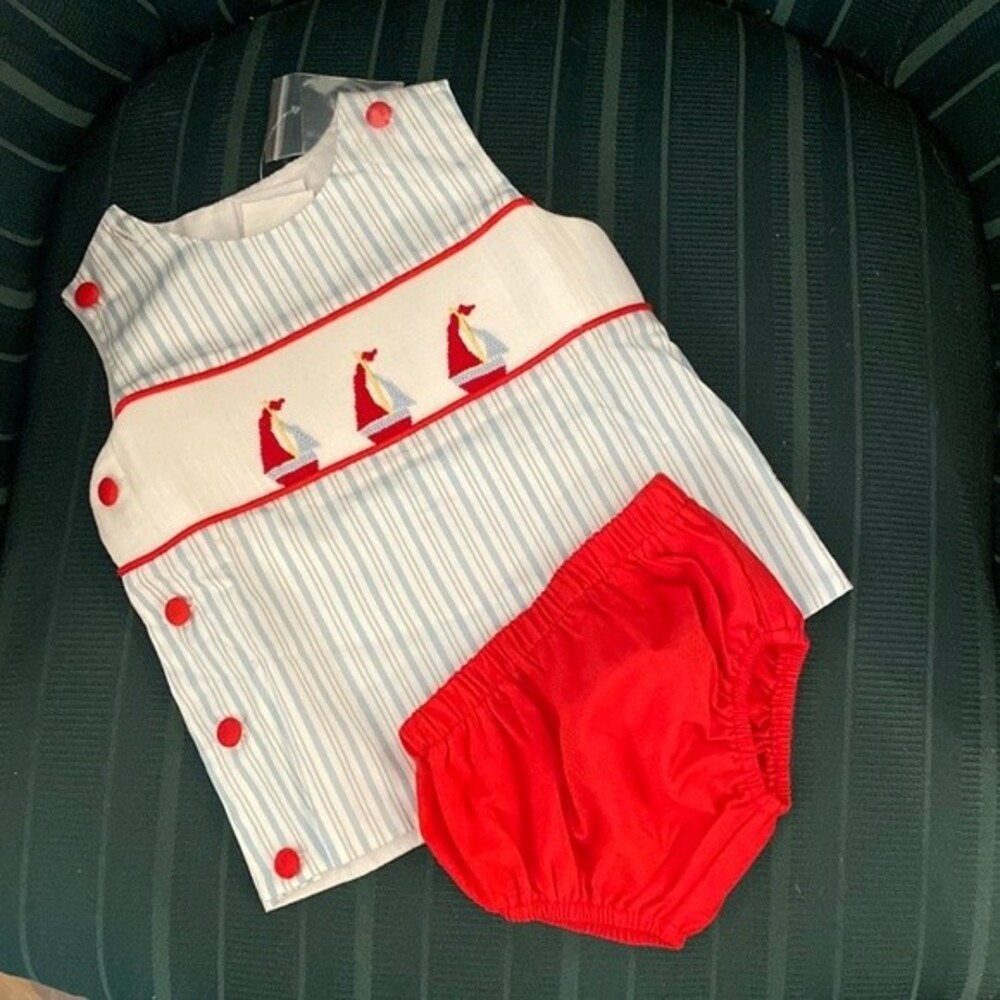 E770-M50 Boys Sz 3M 2pc outfit w/ sailboats Boutique Brand NWT Blue Striped top